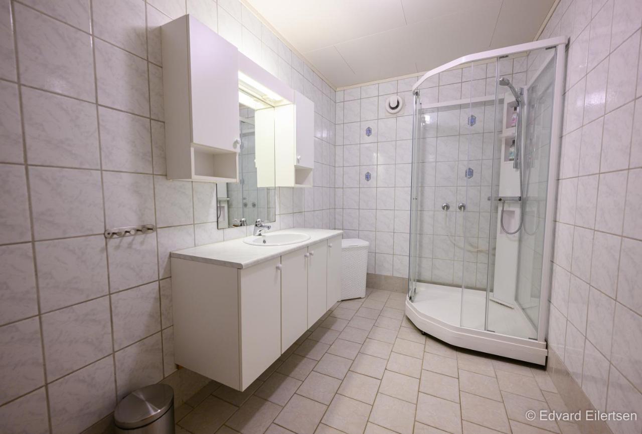 Great Apartment With A Lovely View Of The Sea And Mountains Kvaloya Extérieur photo